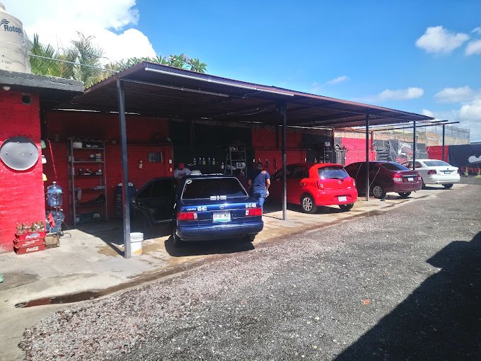 Autolavado sherlock house car wash en tepic