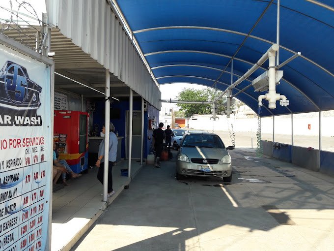 autolavado cerca de mí abierto ahora en Zapopan