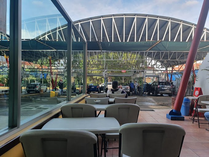 Turbo Wash car wash en el centro Morelia