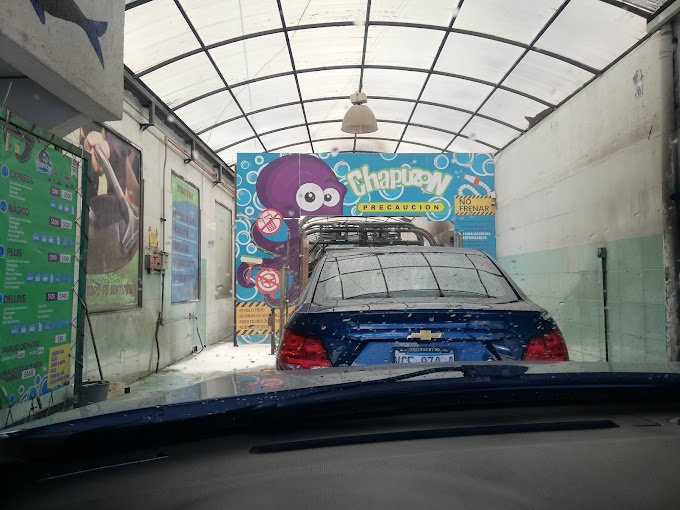 Chapuzón Auto Spa autolavado con túnel en San Luis Potosí