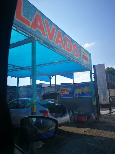 In-N-Out Car Wash carwash en torreon