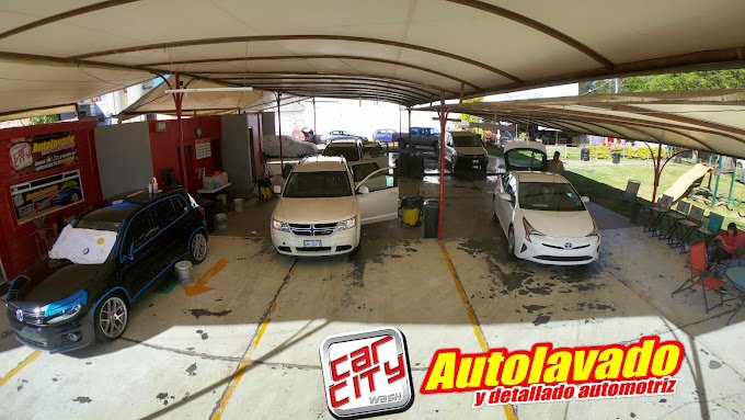 Pulido y Encerado Car City Wash lavado coches leon