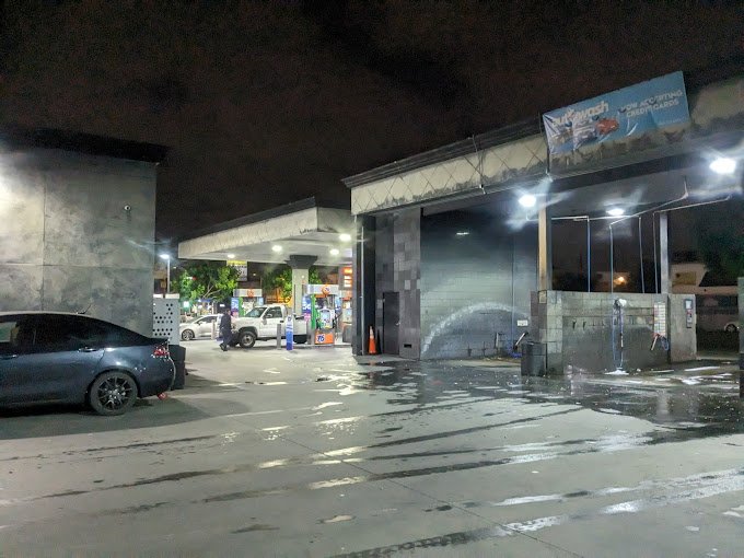 24 Hour 76 Car Wash car wash autoservicio