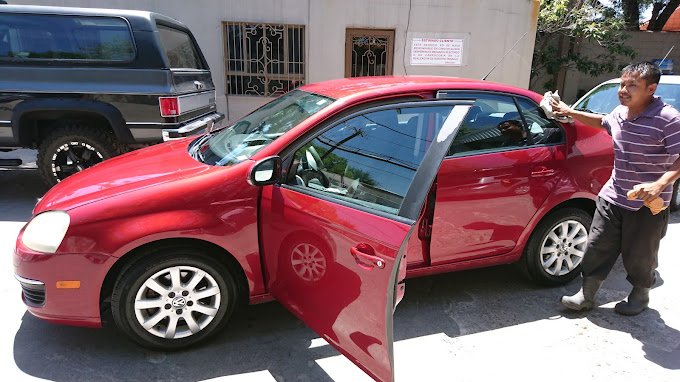 Auto Lavado YRUEGAS lavado de carros nuevo laredo
