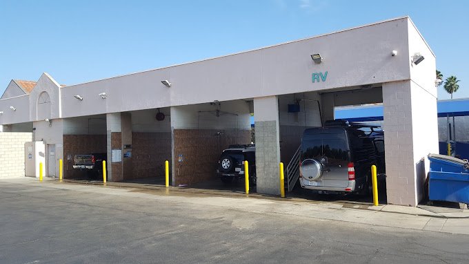 Happy Cow Car Wash, Rancho San Diego autolavado en san diego