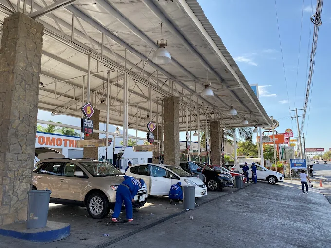 Xtreme Car Wash Pablo Livas Guadalupe